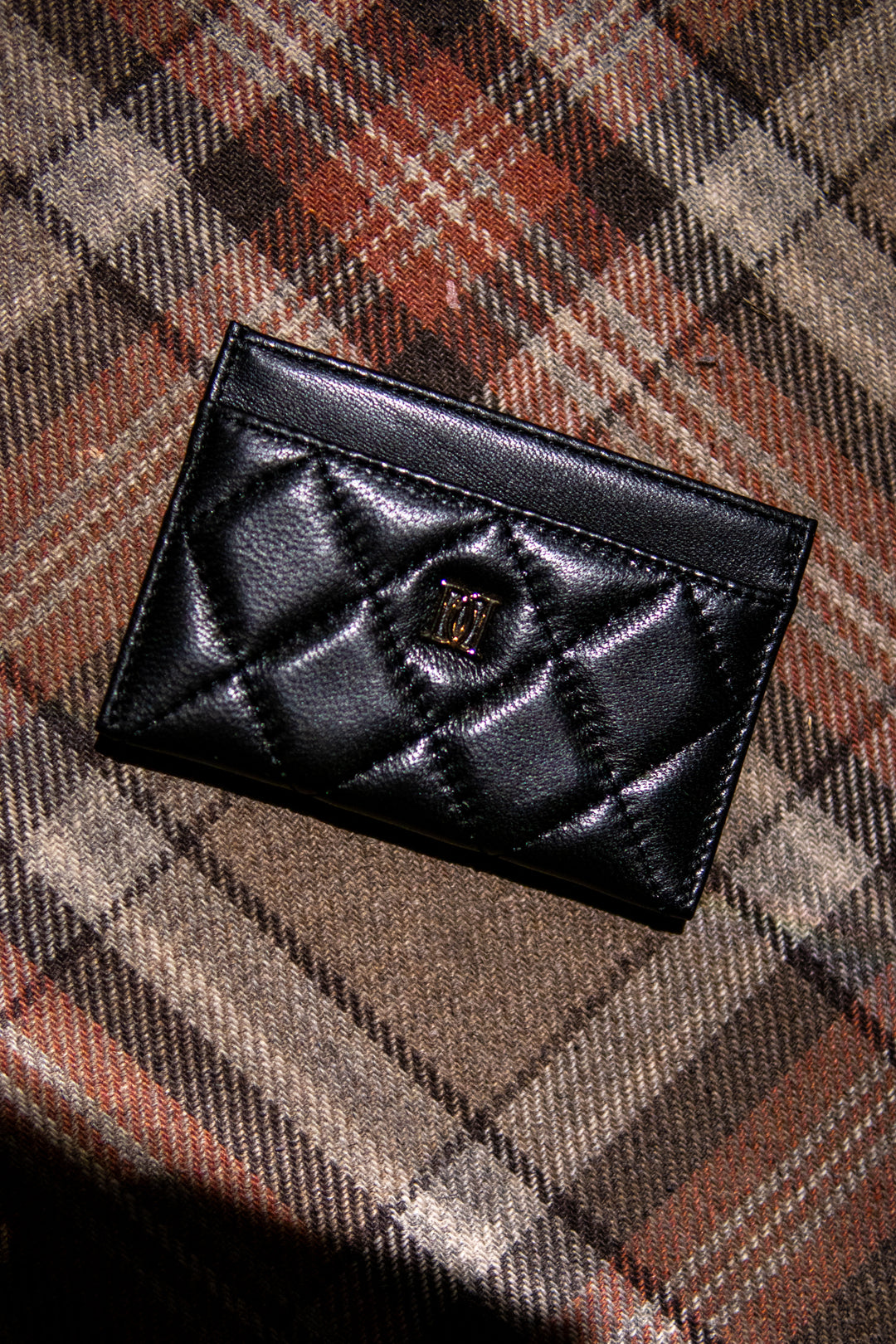 Leather Quilted Card Holder - black