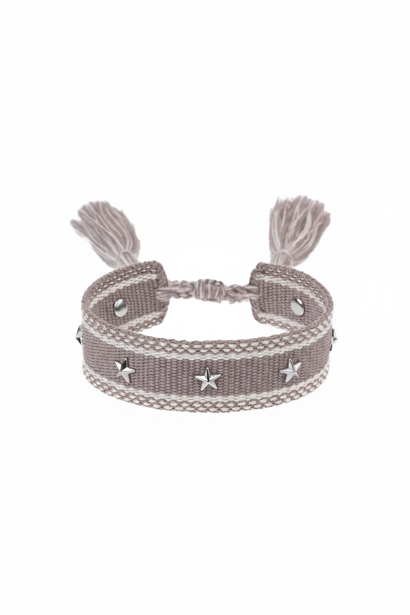Woven Friendship Bracelet W/Star Studs - TAUPE W/SILVER - Tilbehør - Helt Dilla AS