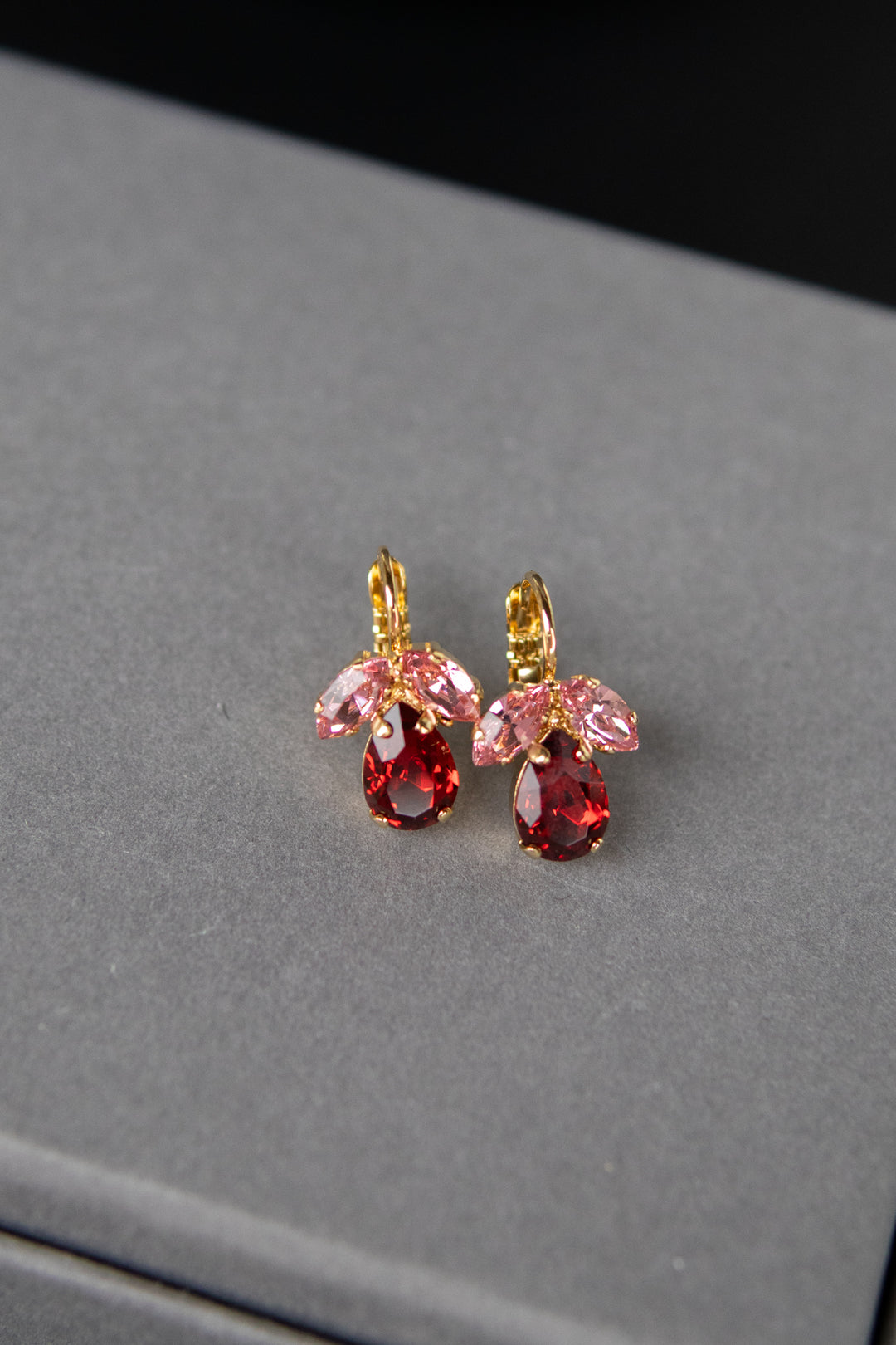 Petite Timo / scarlet combo