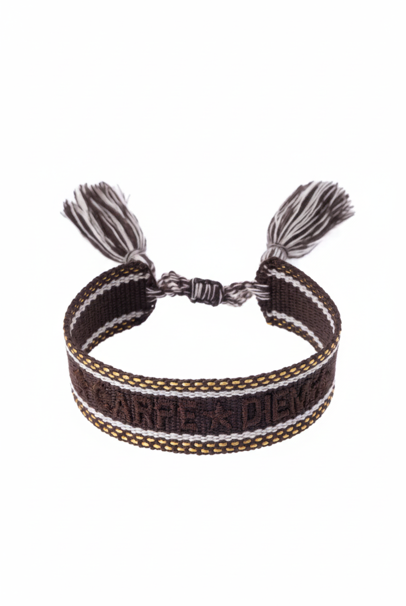 Woven Friendship Bracelet - "Carpe Diem" - Chocolate Brown - Tilbehør - Helt Dilla AS