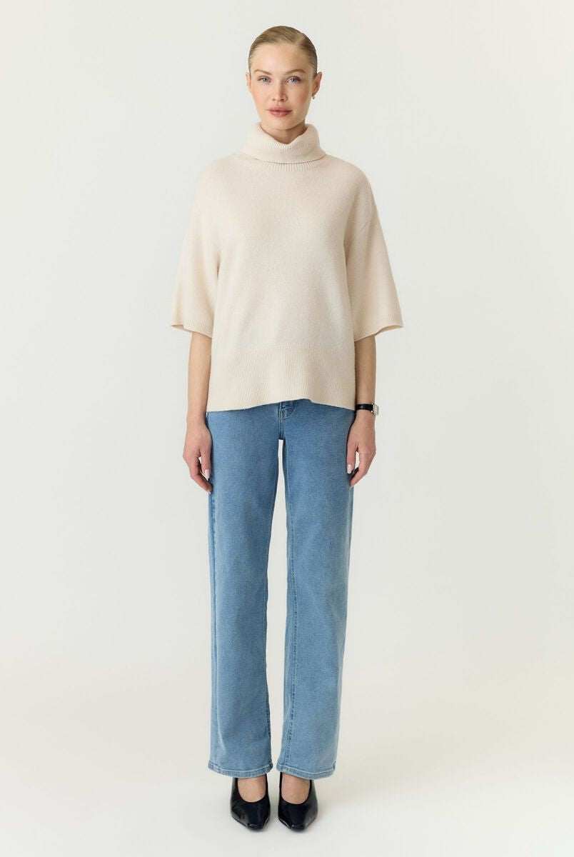 Emila 2/4 Wool Knit Pullover - Sandshell - Topp - Helt Dilla AS