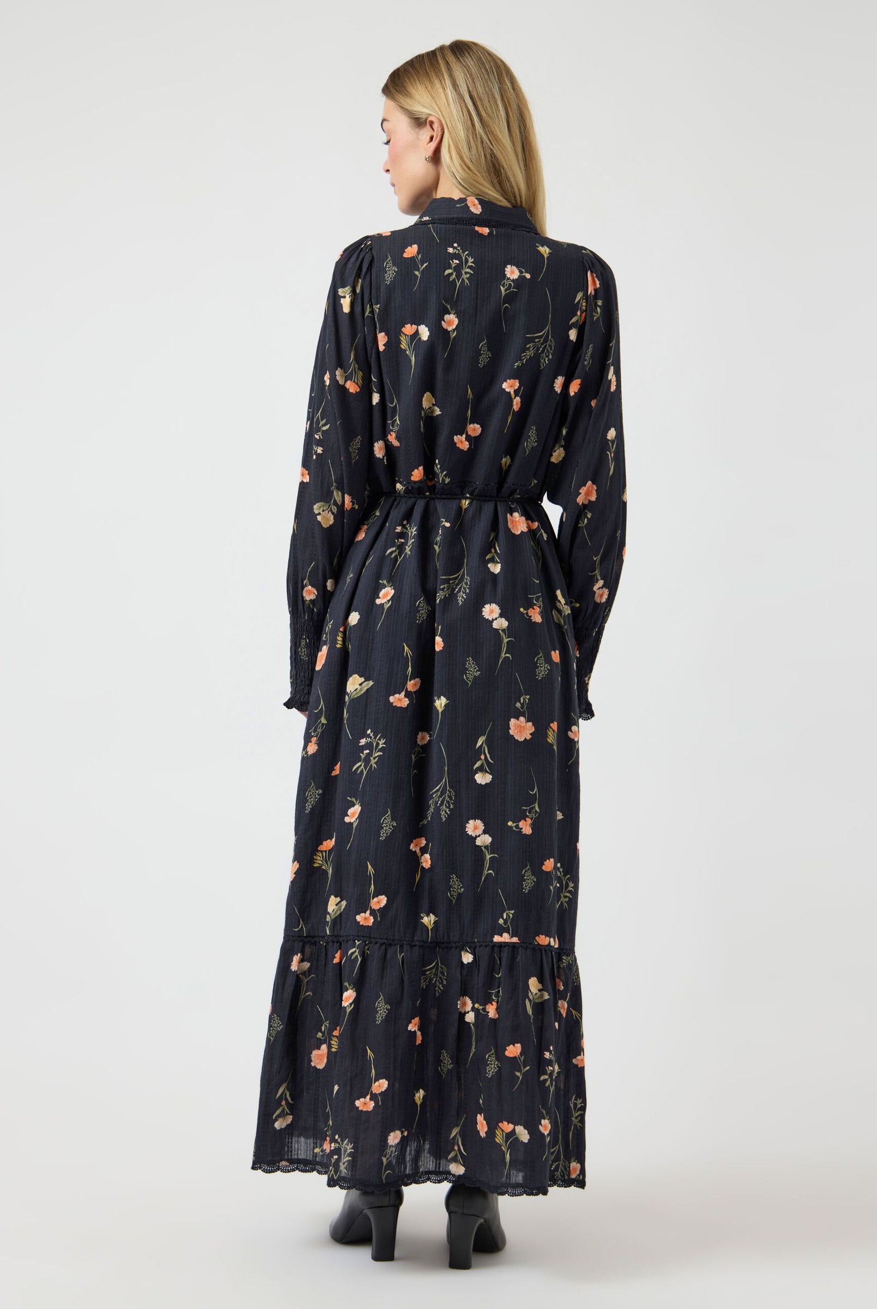 Somelli LS Long Shirt Dress - Kjoler - Helt Dilla AS