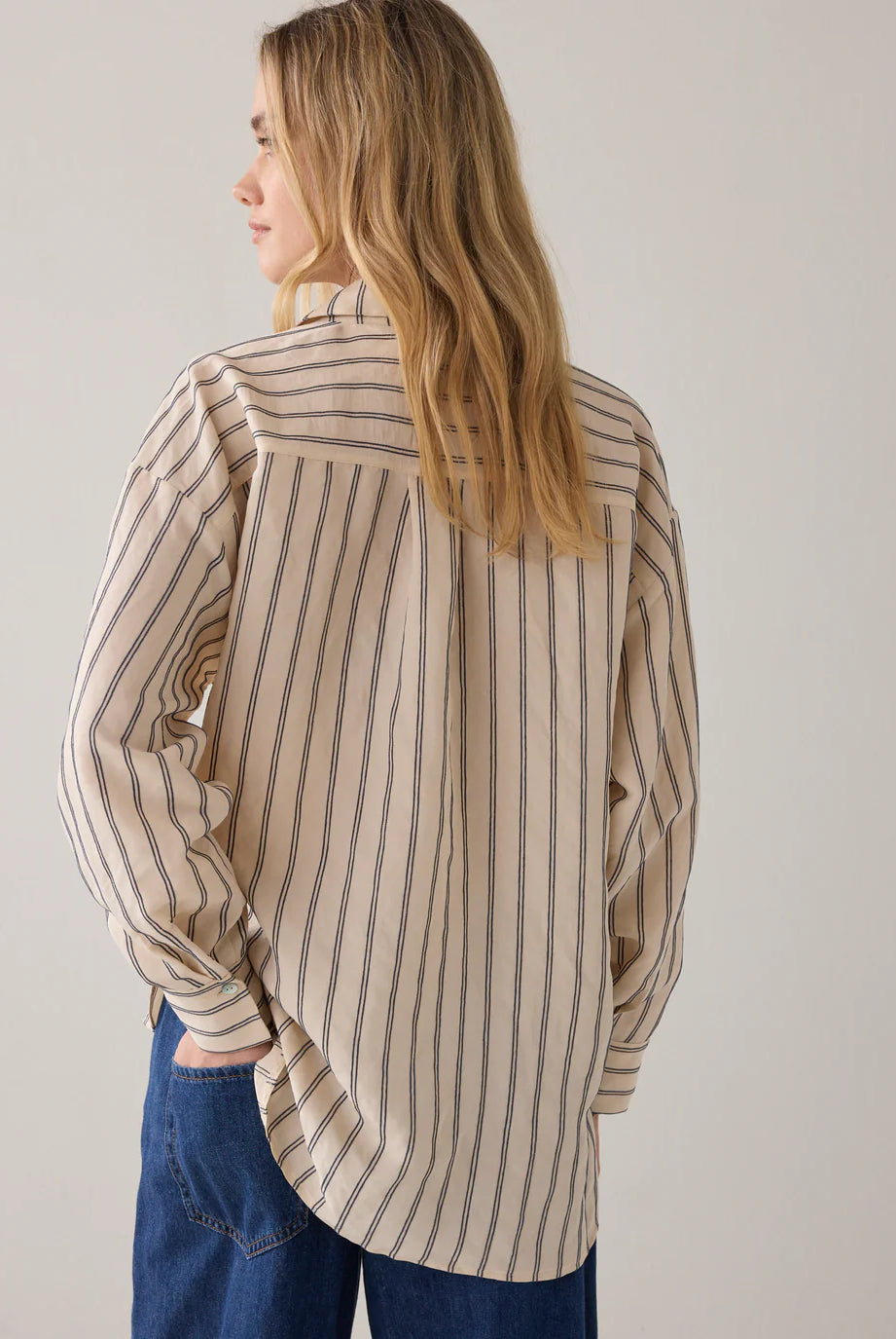 Adjustable Blouse With Chenille Stripe - Beige/Blå - Bluser - Helt Dilla AS