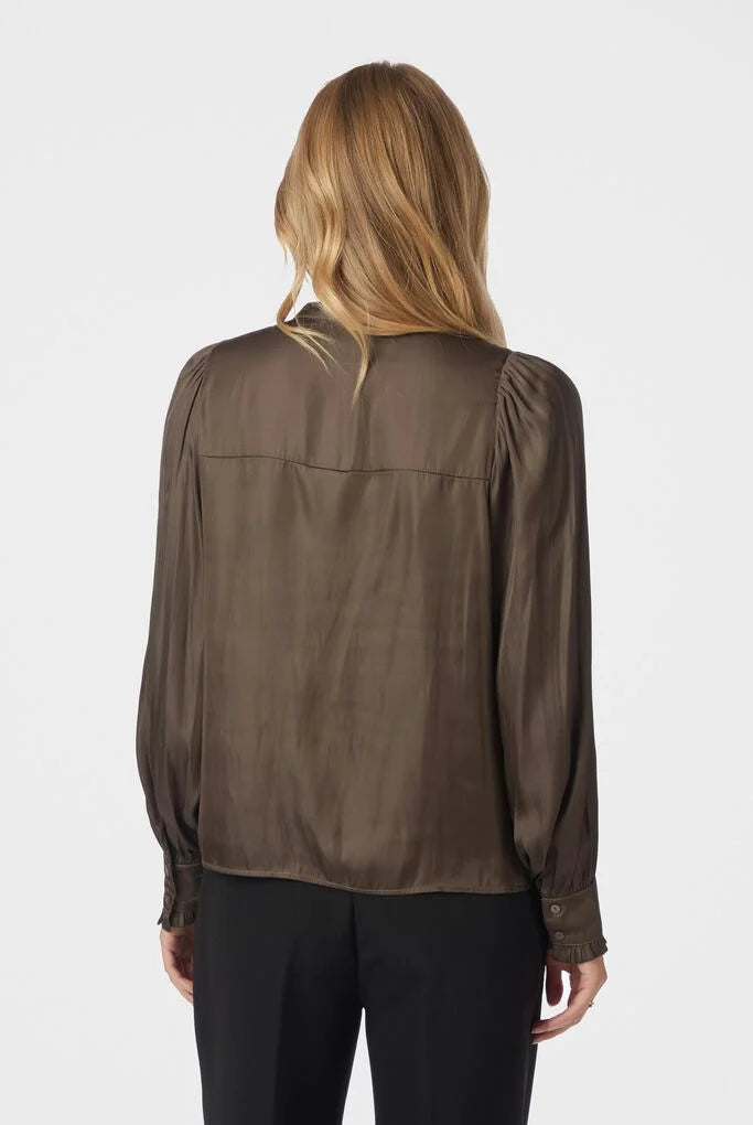 Zola Blouse - Brown - Bluser - Helt Dilla AS
