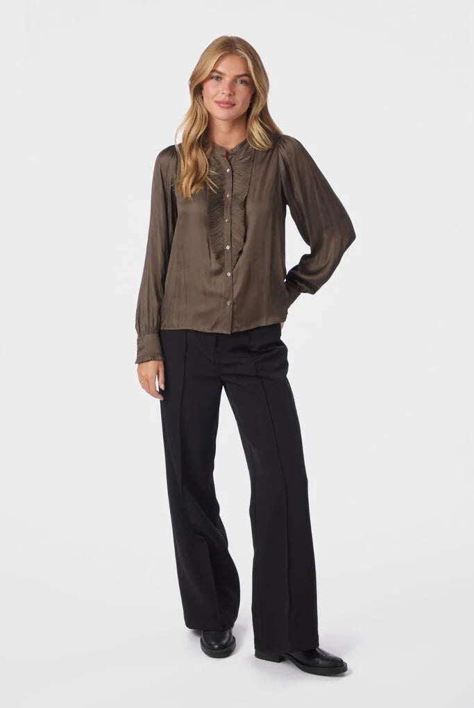 Zola Blouse - Brown - Bluser - Helt Dilla AS