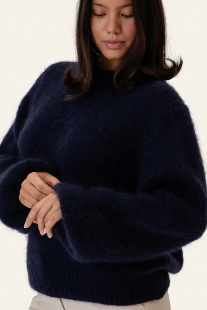 IdaIC Pullover - Navy - Genser - Helt Dilla AS