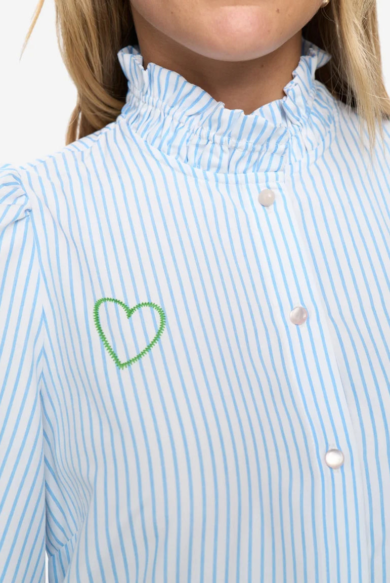 NuAshley Embroidery Dress - Airy Blue - Kjoler - Helt Dilla AS