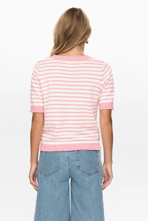 NuMari Pullover - Peony - T-skjorter - Helt Dilla AS