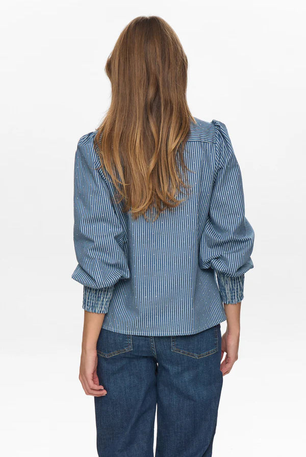 Emilie Shirt - Medium Blue Denim - Skjorter - Helt Dilla AS