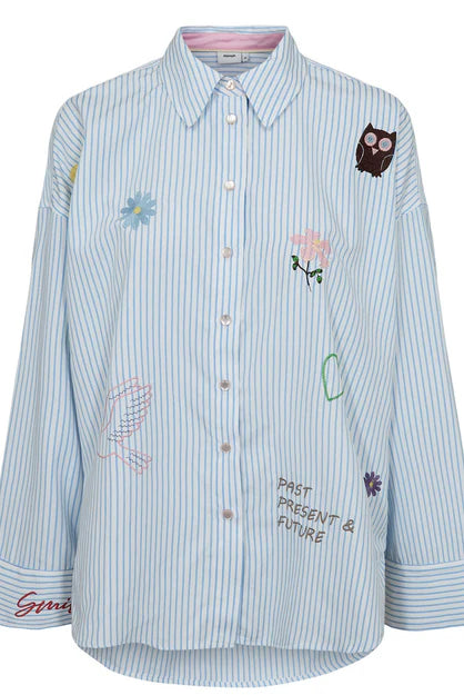 NuAshley Embroidery Shirt - Airy Blue - Skjorter - Helt Dilla AS
