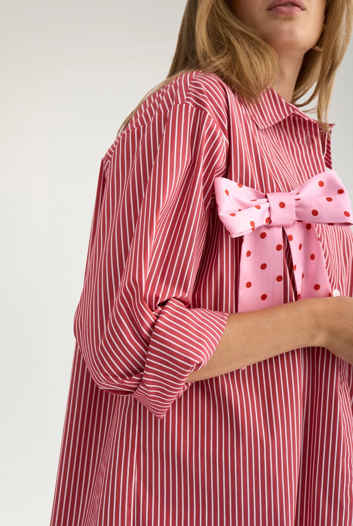NuPaloma Bow Shirt - Goji Berry - Skjorter - Helt Dilla AS