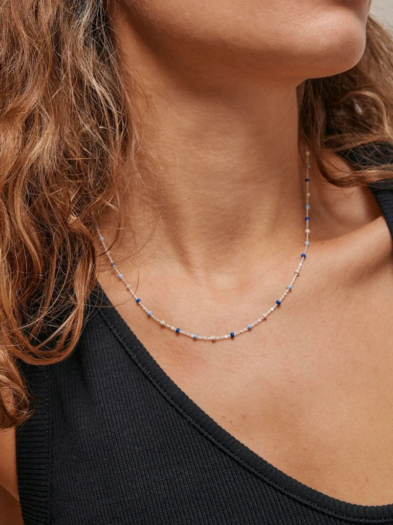 Necklace Lola - Marine - Tilbehør - Helt Dilla AS