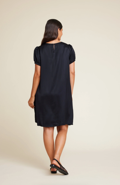 Luna viscose dress - Black - Kjoler - Helt Dilla AS