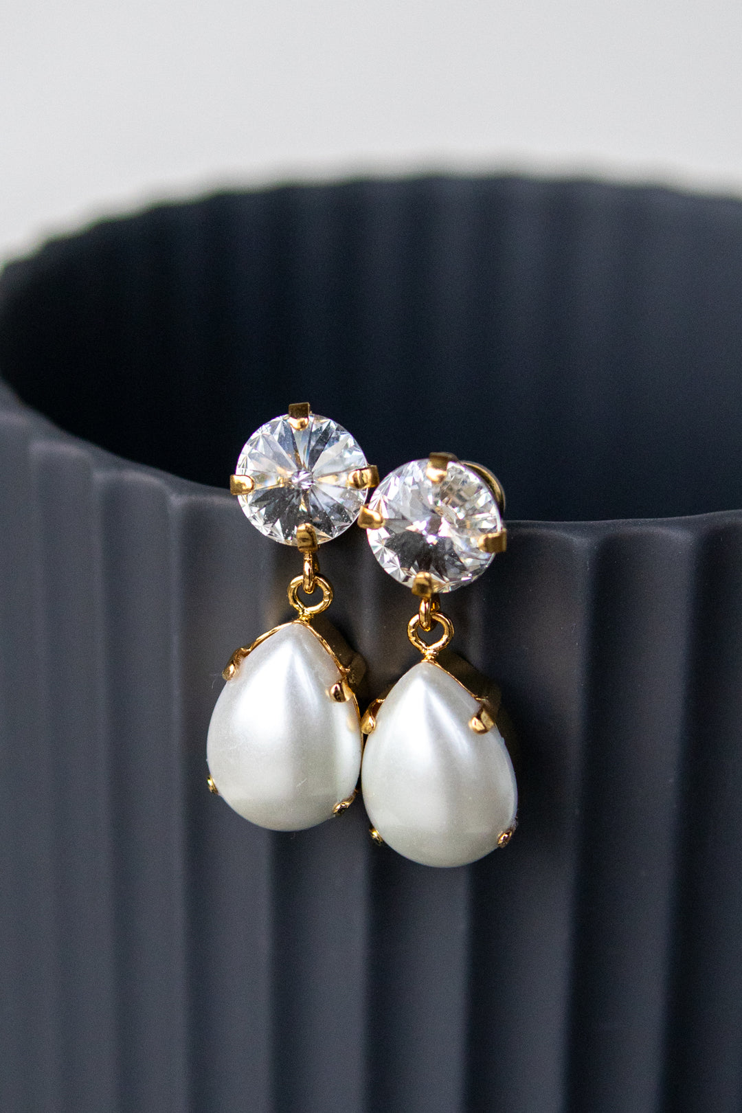 Classic Drop earring - peral/crystal