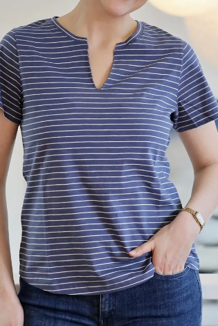 Gesinas T-skjorte - blue stripe - T-skjorter - Helt Dilla AS