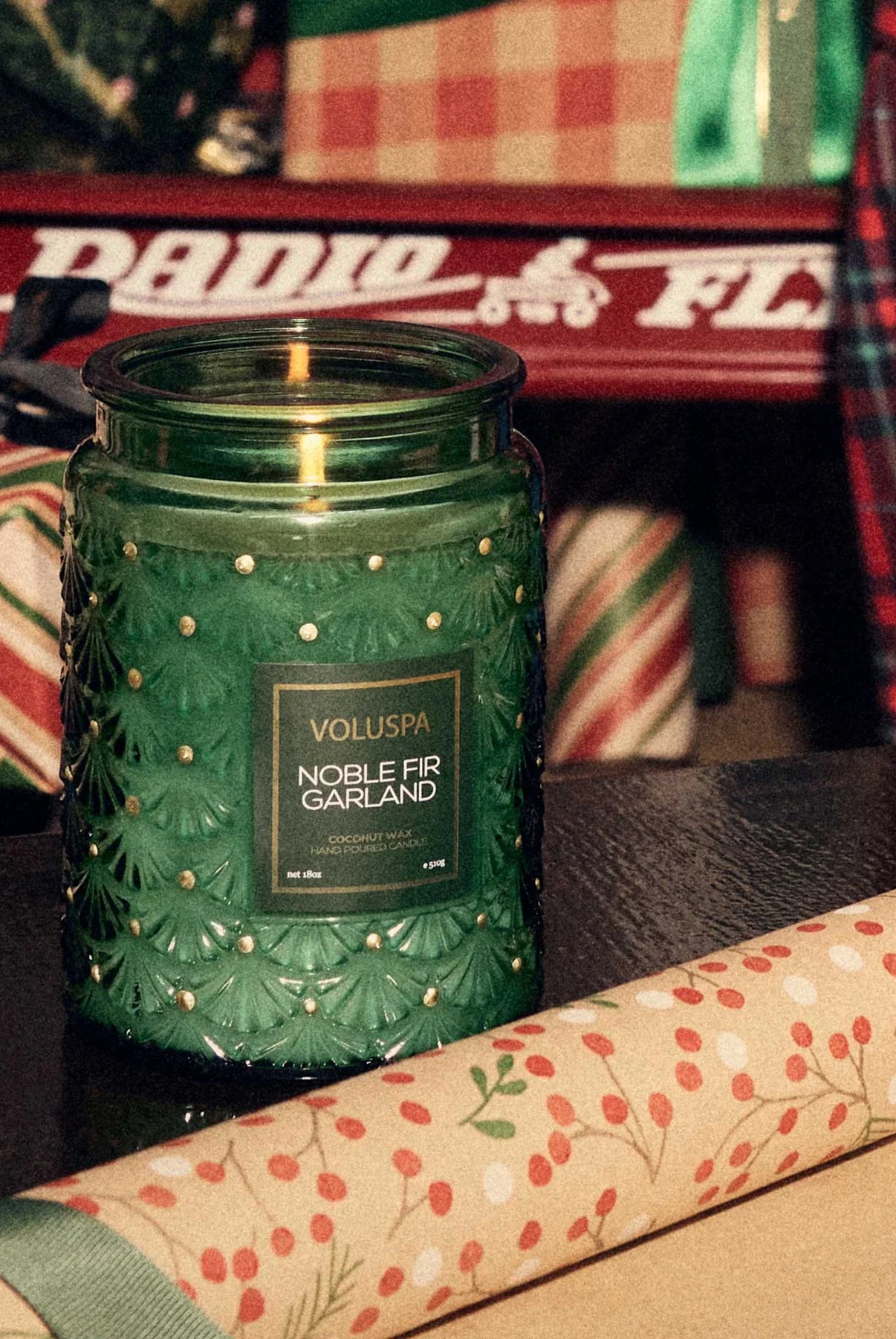 Noble Fir Garland 18oz Large Jar Candle - Tilbehør - Helt Dilla AS