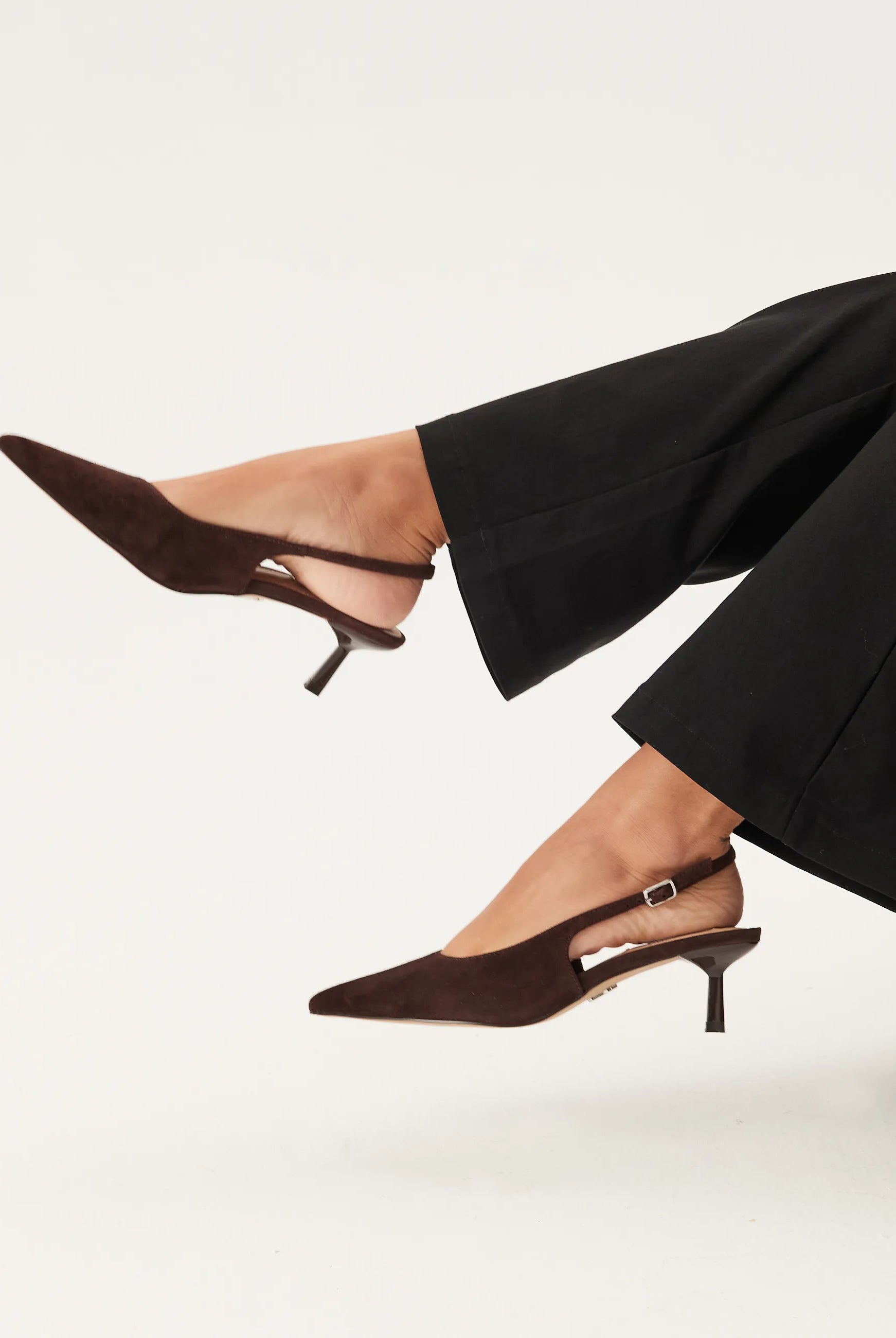 Korra Klassiske Pumps - Ground Coffee - Sko - Helt Dilla AS