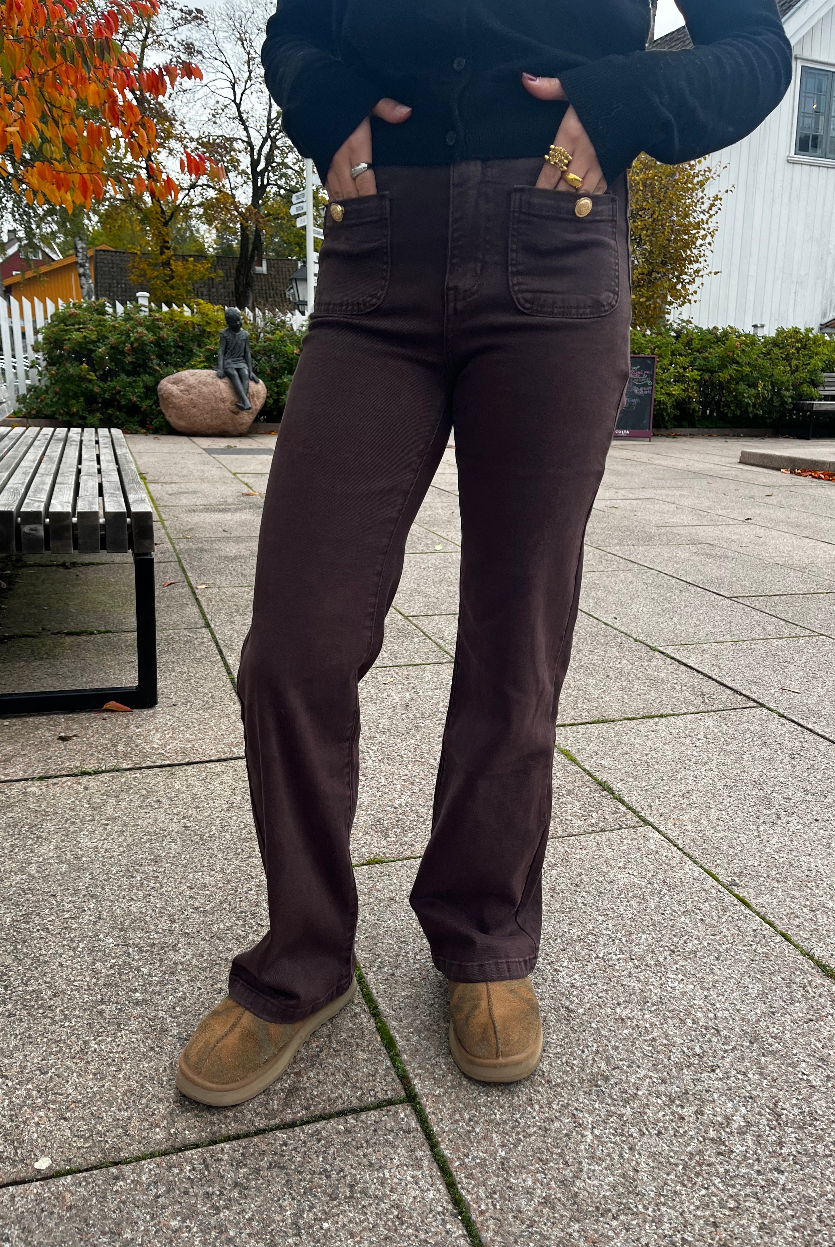 Miss Bon Jeans - Dark Brown - Bukser - Helt Dilla AS