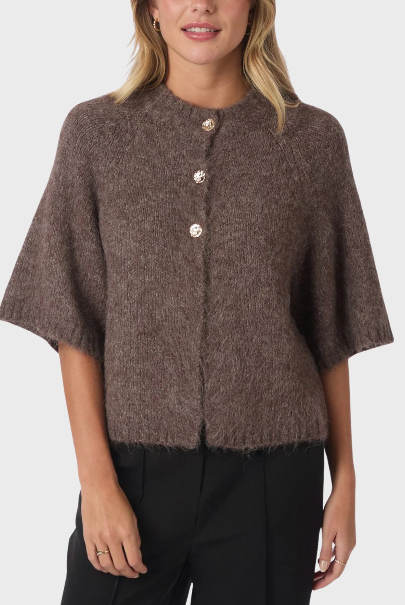 Benuta Fluffy Knit Cardigan - Light Brown - Cardigans - Helt Dilla AS