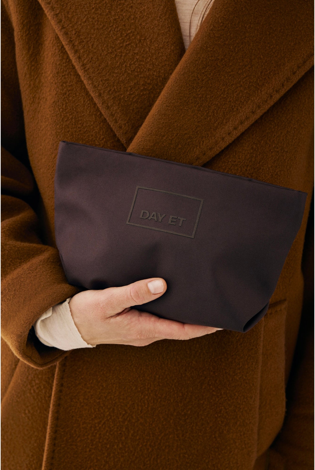 RE-Mono Pouchy S - Chocolate Plum - Tilbehør - Helt Dilla AS