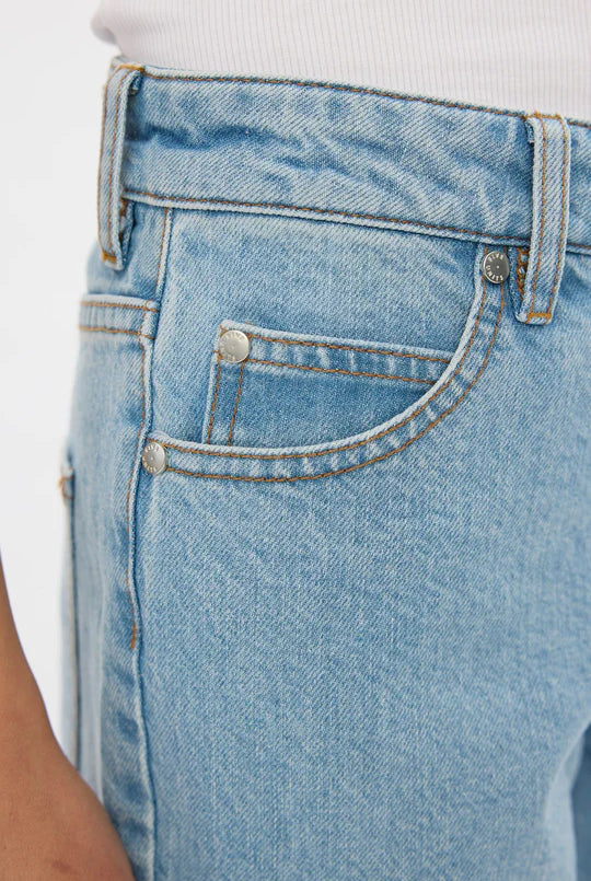 OfeliaFV Regular 745 Denim - Light Blue - Jeans - Helt Dilla AS