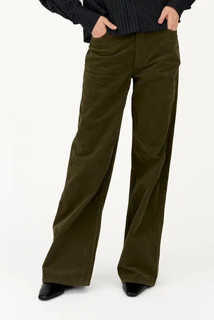Gilly Jeans Baby Cord - Dark Olive - Jeans - Helt Dilla AS