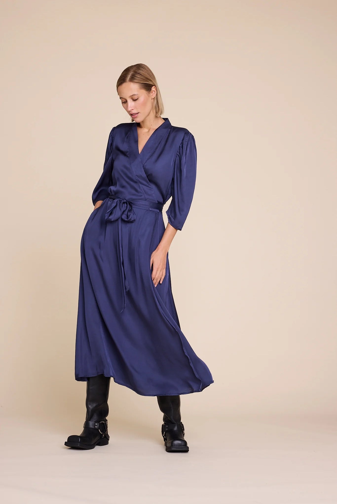 Scarlett Solid Dress - Dark Blue - Kjoler - Helt Dilla AS