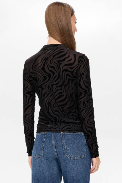 Nuvelva Blouse - Genser - Helt Dilla AS