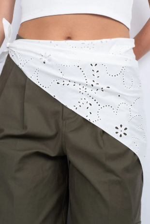 Floral Broderie Bandana Scarf - soft white - Tilbehør - Helt Dilla AS