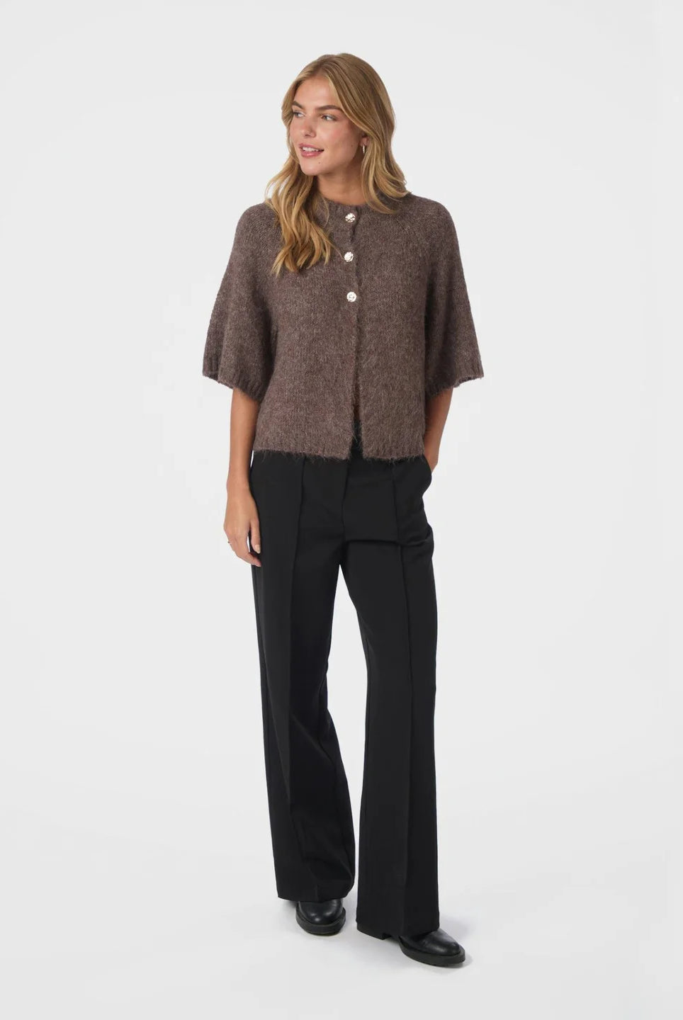 Benuta Fluffy Knit Cardigan - Light Brown - Cardigans - Helt Dilla AS