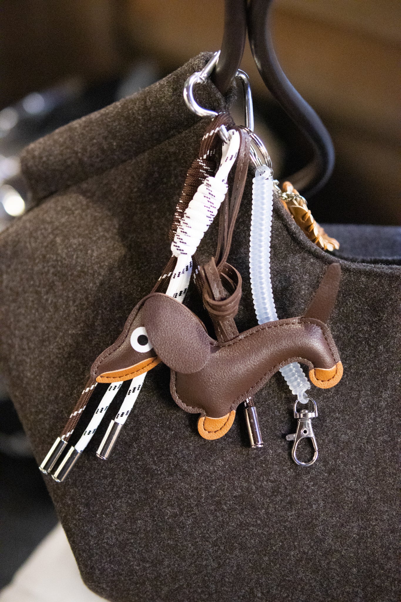 Dachs M/Baseball Bag - Charm Chocolate Brown - Tilbehør - Helt Dilla AS
