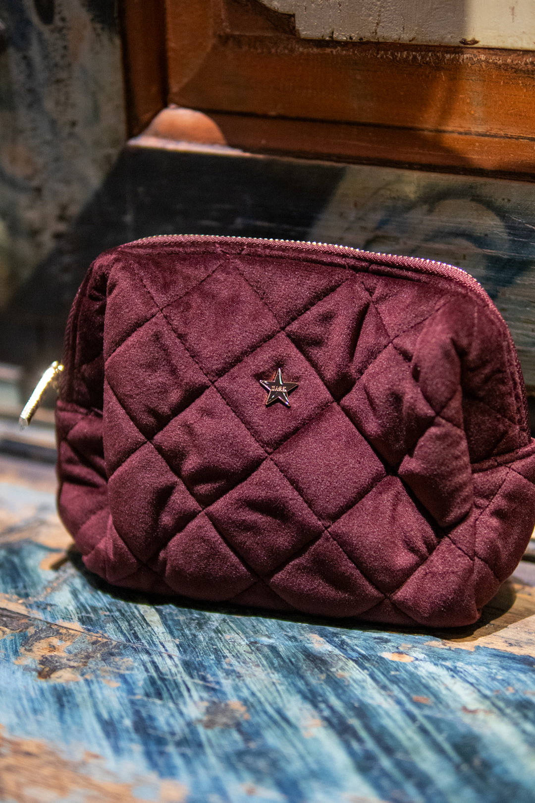 Velvet Square Quilted Make-Up Pouch Small - maroon