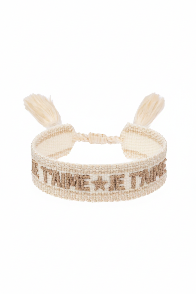 Woven Friendship Bracelet - "Je T'aime" Vanilla W/Sand - Tilbehør - Helt Dilla AS
