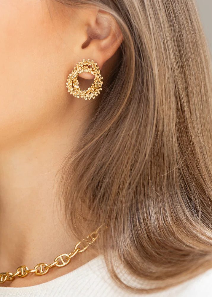 Gemma knot earring - gold - Tilbehør - Helt Dilla AS