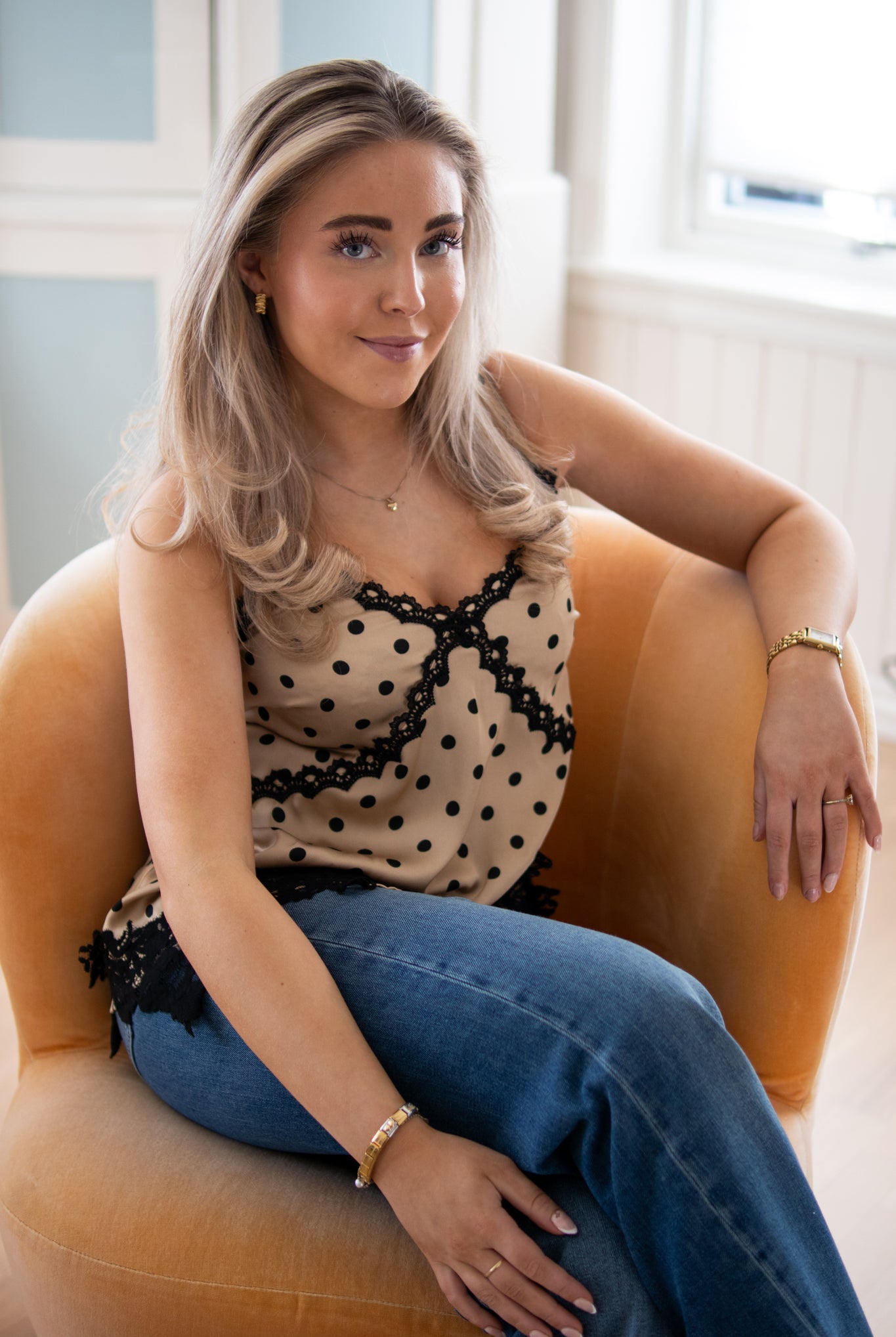 Dagny GO Jo Top - Latte Black Dots - Singlet - Helt Dilla AS