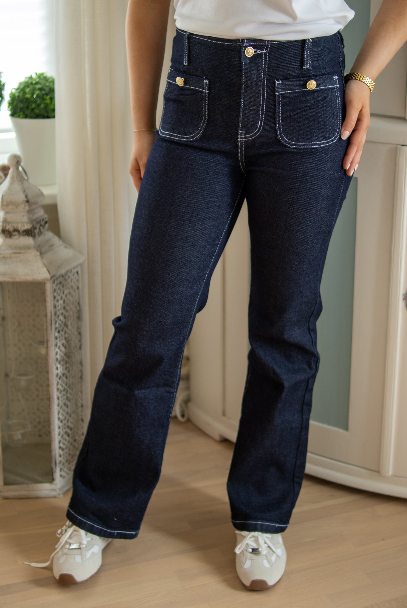 Miss Bon Jeans - Mørk Denim Hvit Søm - Bukser - Helt Dilla AS