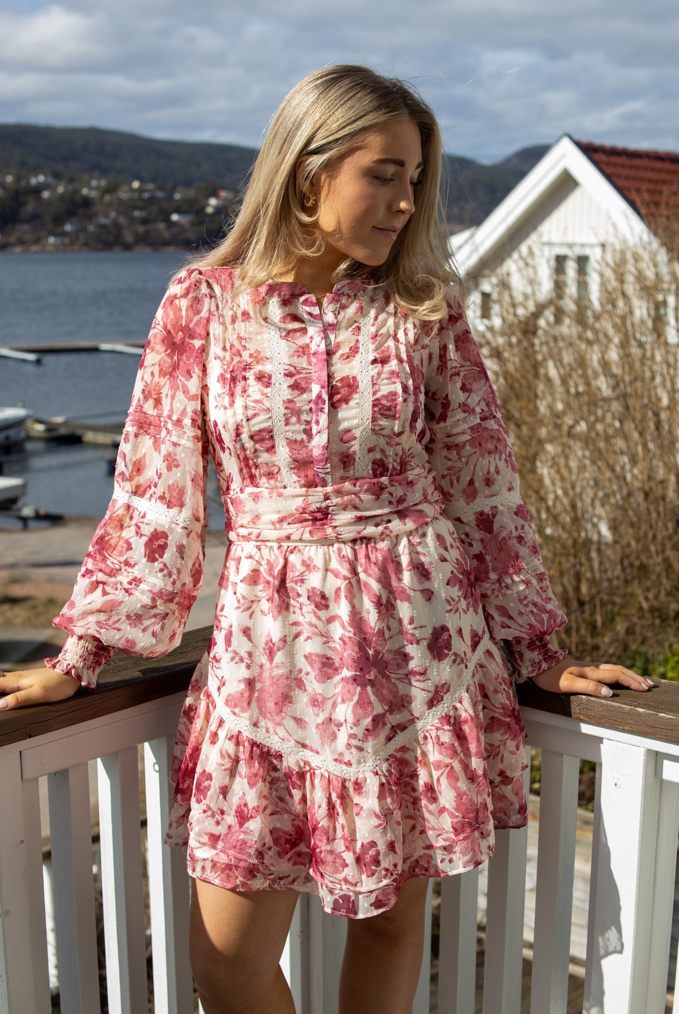 Roberta Flower Print Dress - Evening Rose - Kjoler - Helt Dilla AS