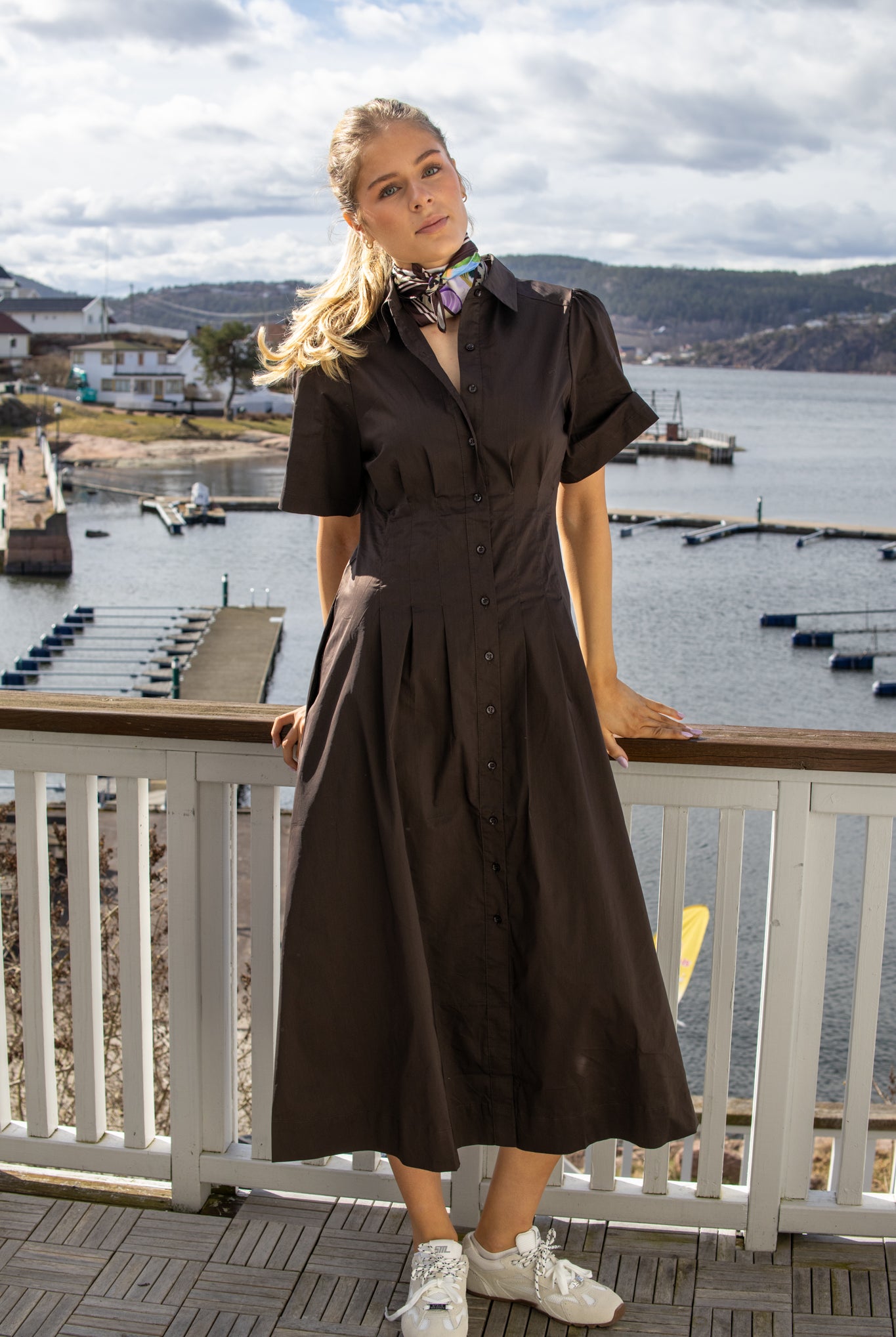 Baia Poplin Dress - Chocolate Brown - Kjoler - Helt Dilla AS