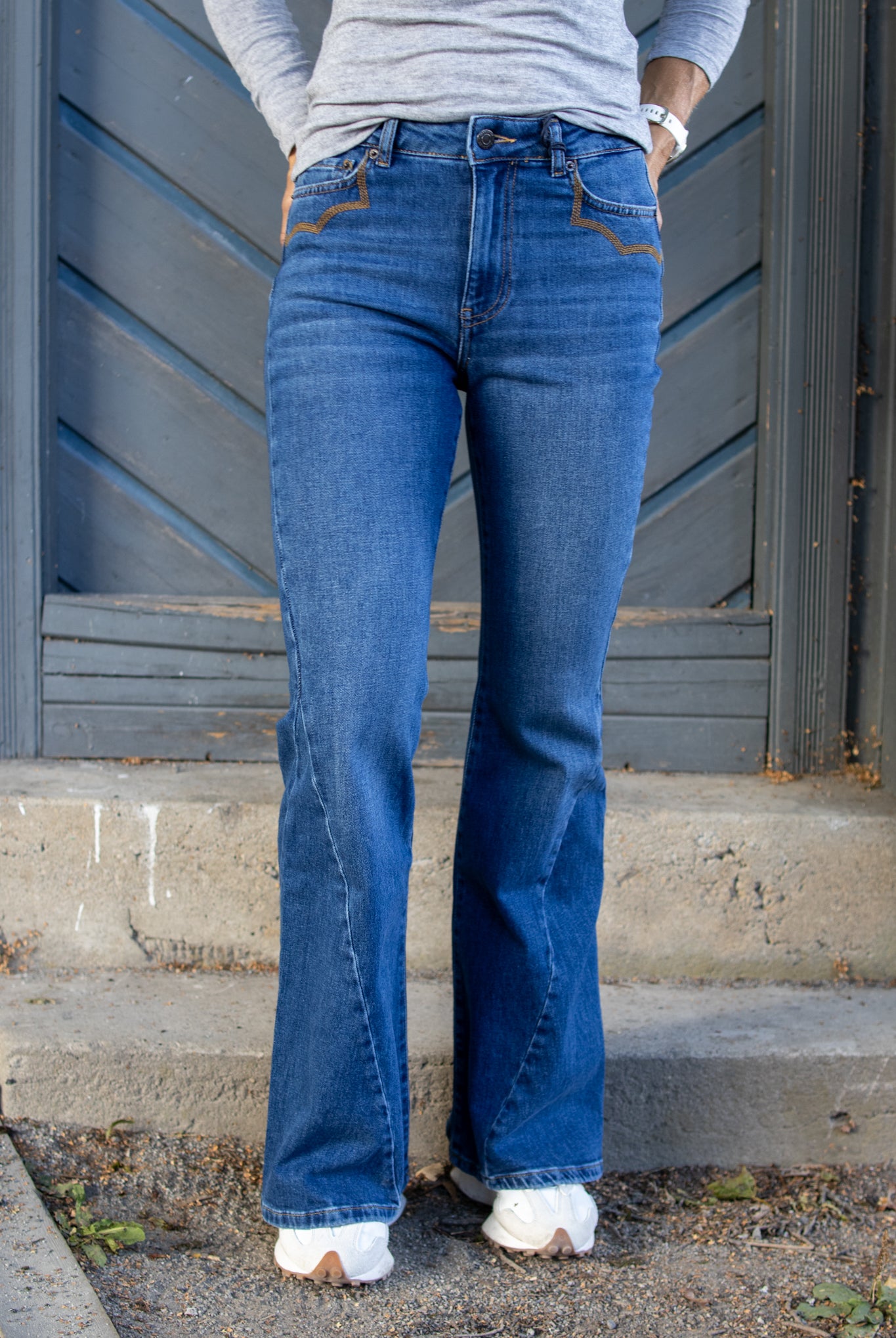 Flared Western jeans - Denim - Jeans - Helt Dilla AS