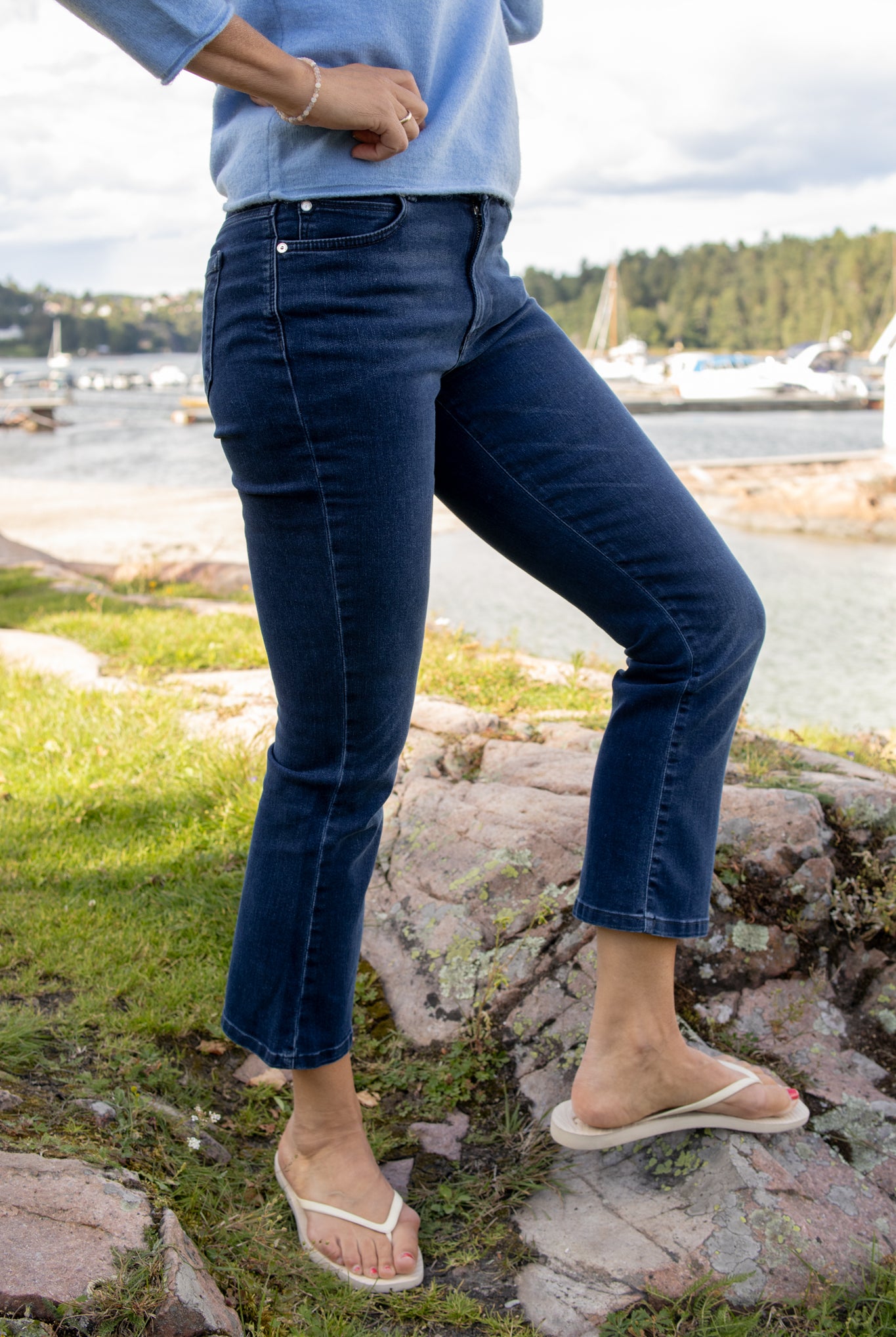 Johanna kick flare - Wash Cool Midnight Blue - Bukser - Helt Dilla AS