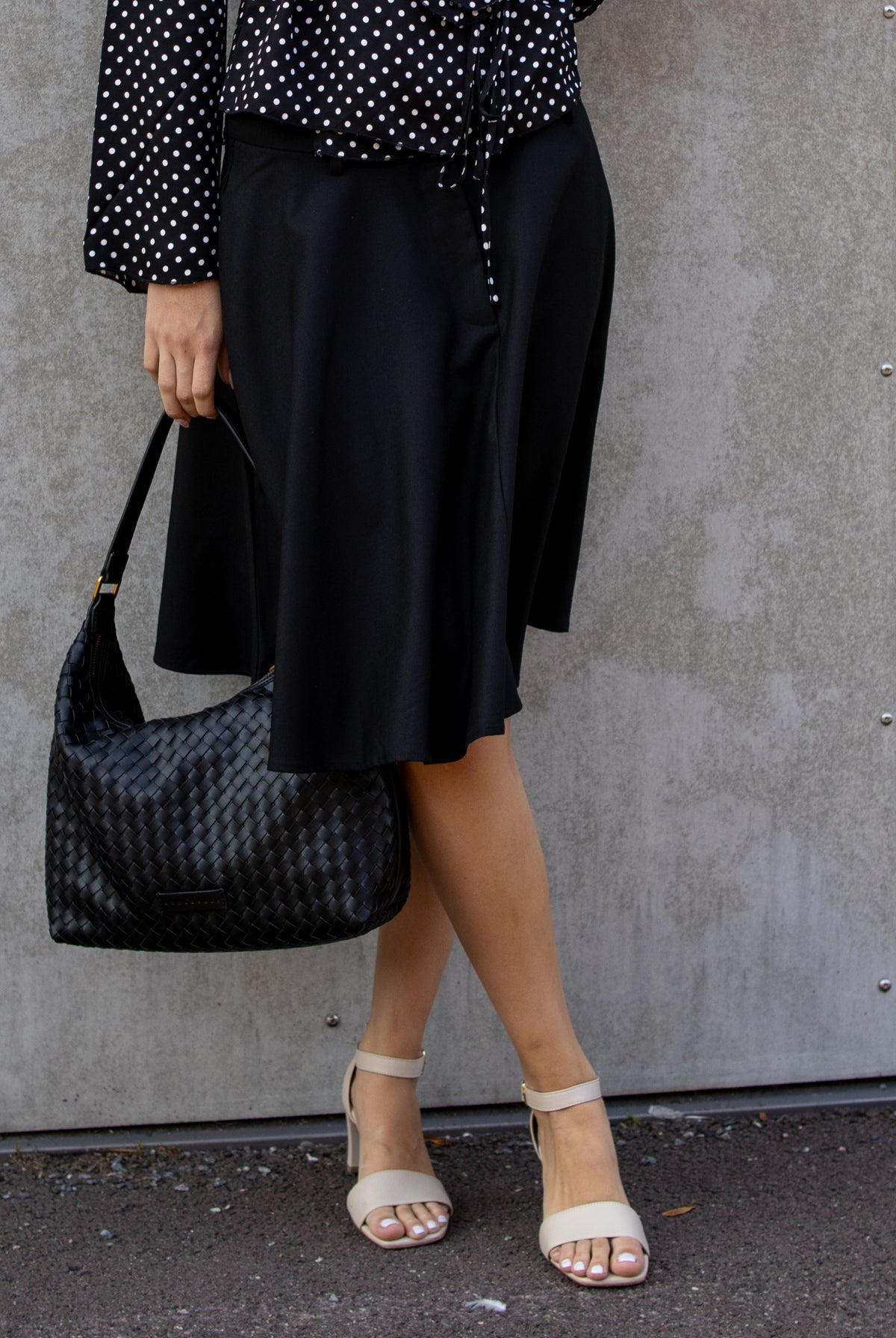 Aslaug solid Wool skirt - black - Skjørt - Helt Dilla AS
