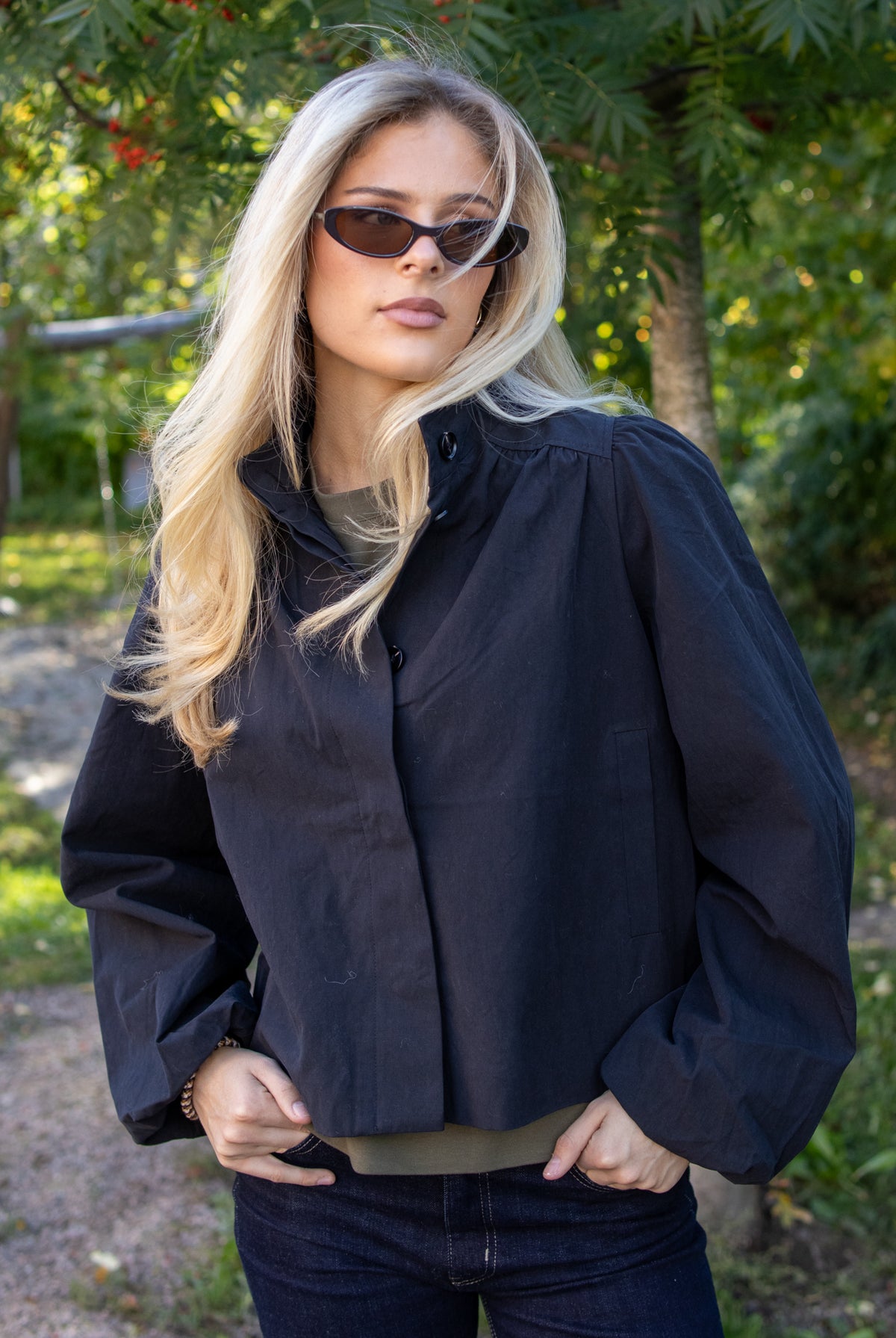 Tirsa Twill Jacket - Black - Jakke - Helt Dilla AS