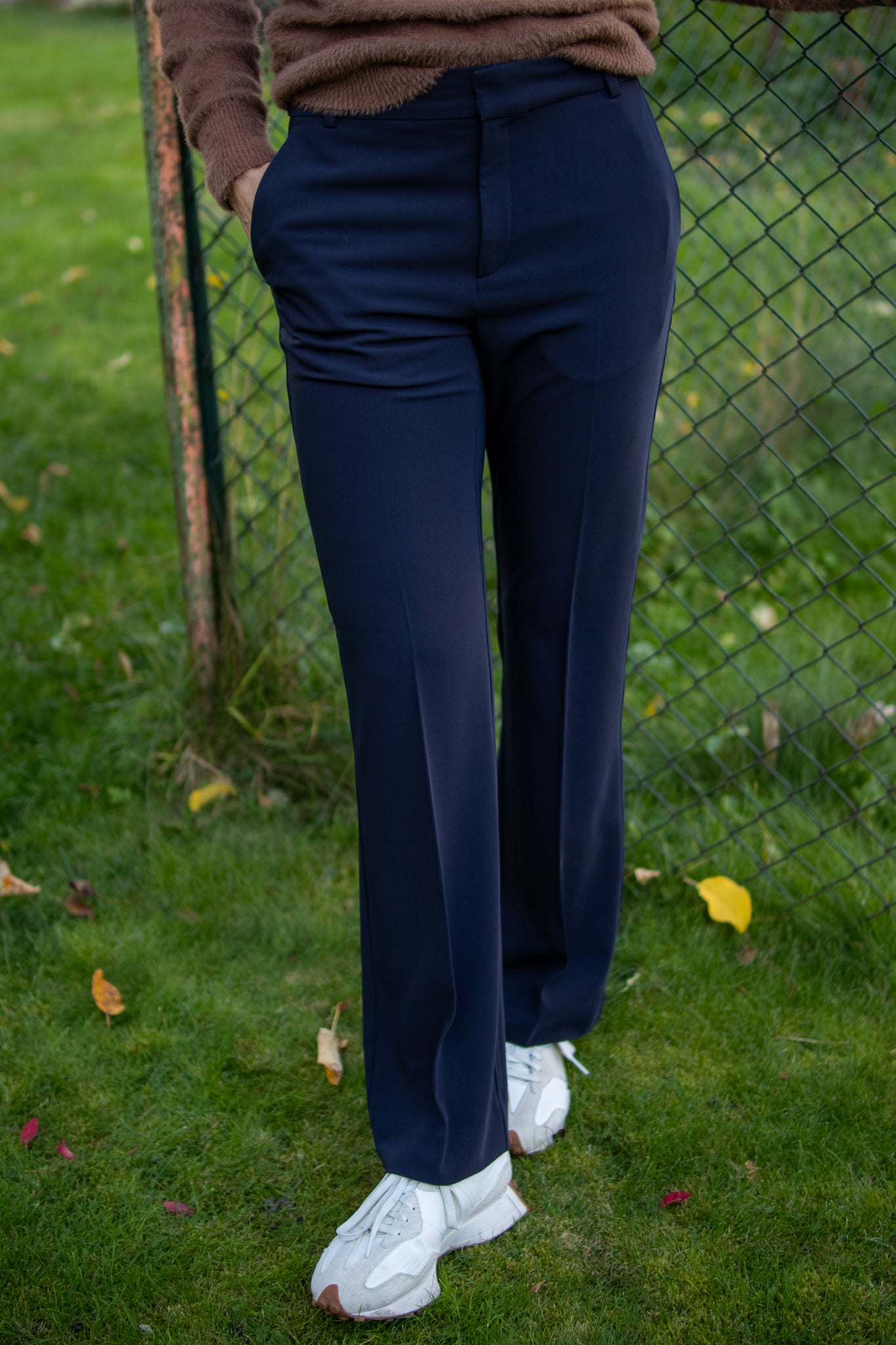Veta Adian Bootcut pant - Marine Blue - Bukser - Helt Dilla AS