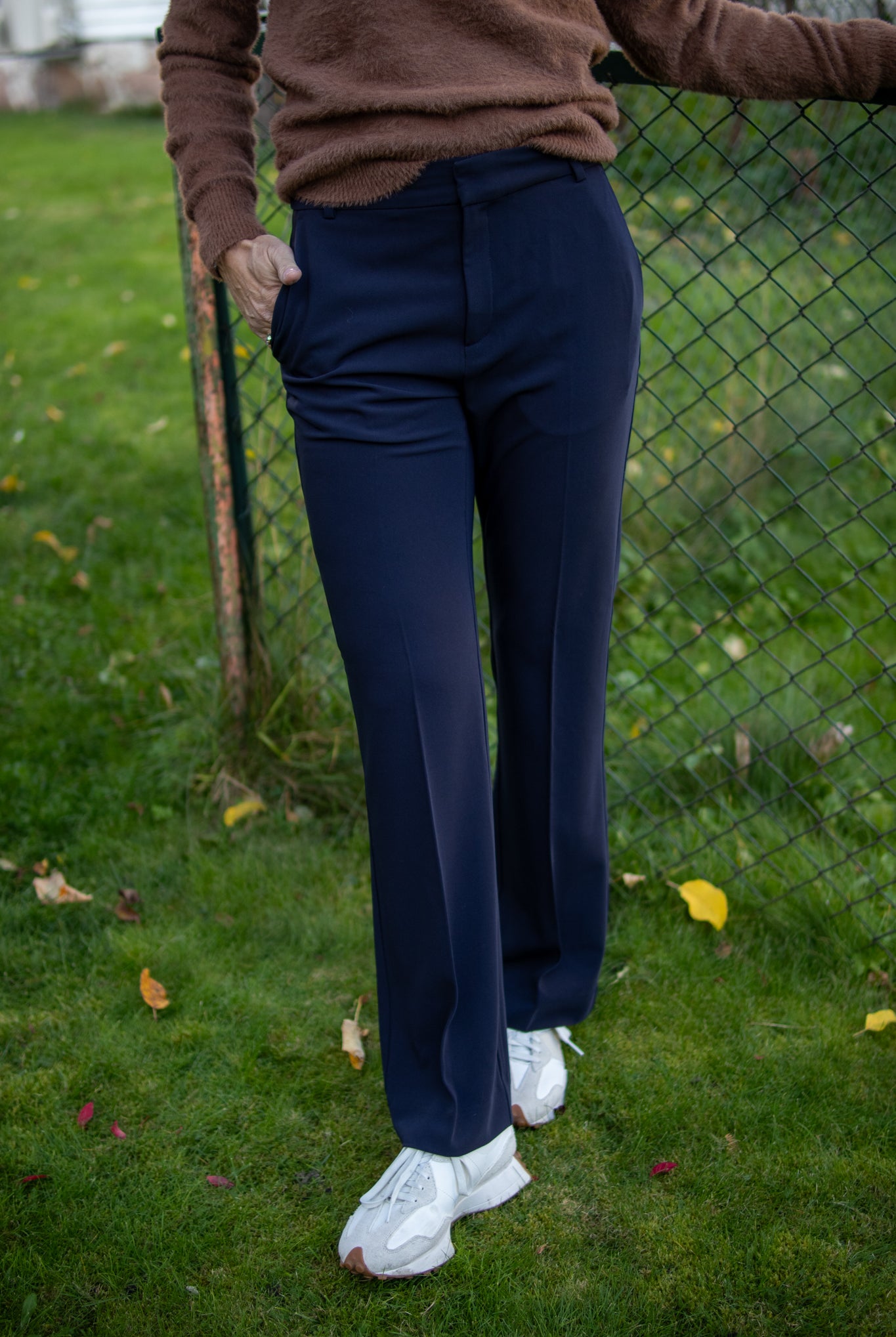 Veta Adian Bootcut pant - Marine Blue - Bukser - Helt Dilla AS