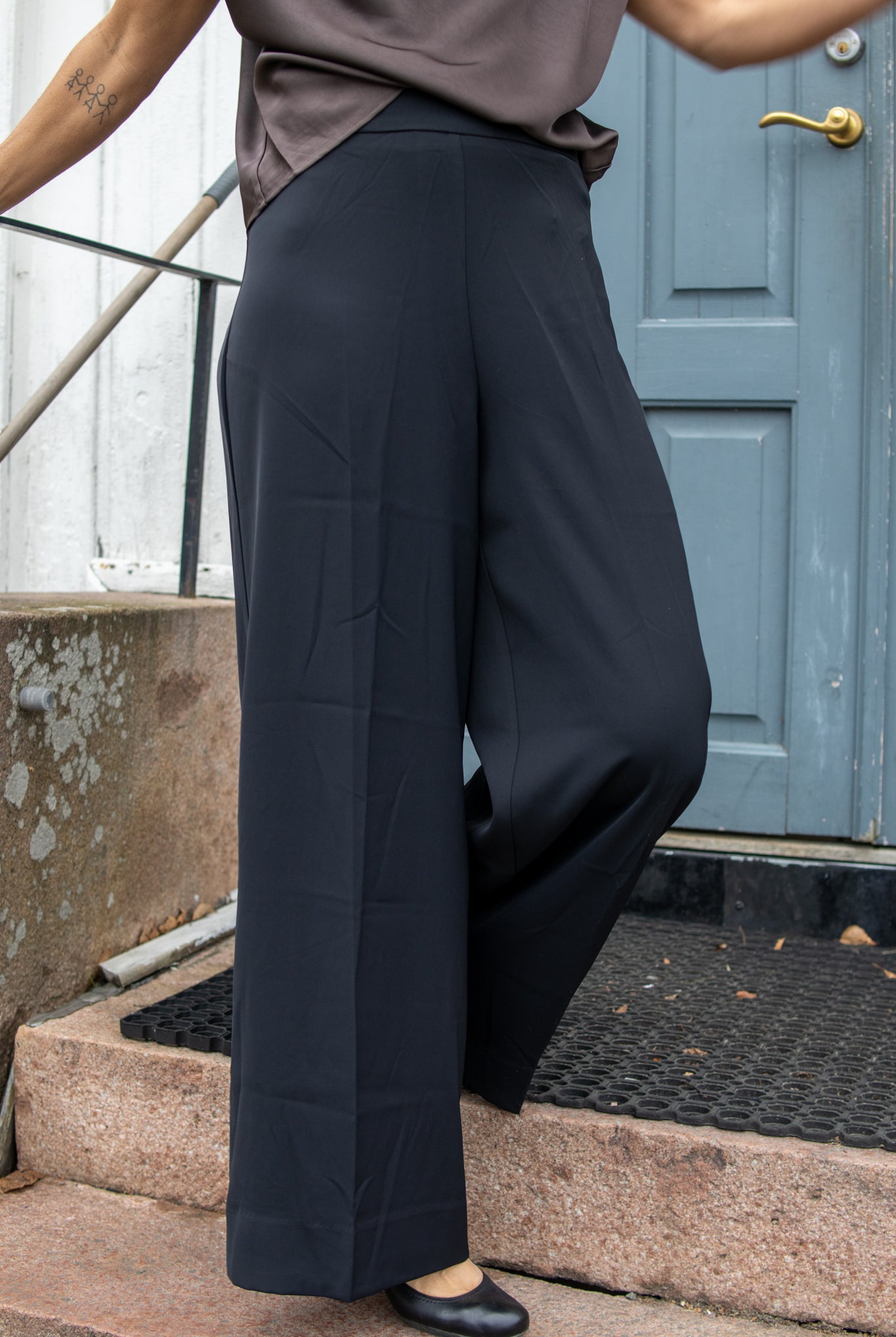 Marie - black - Bukser - Helt Dilla AS