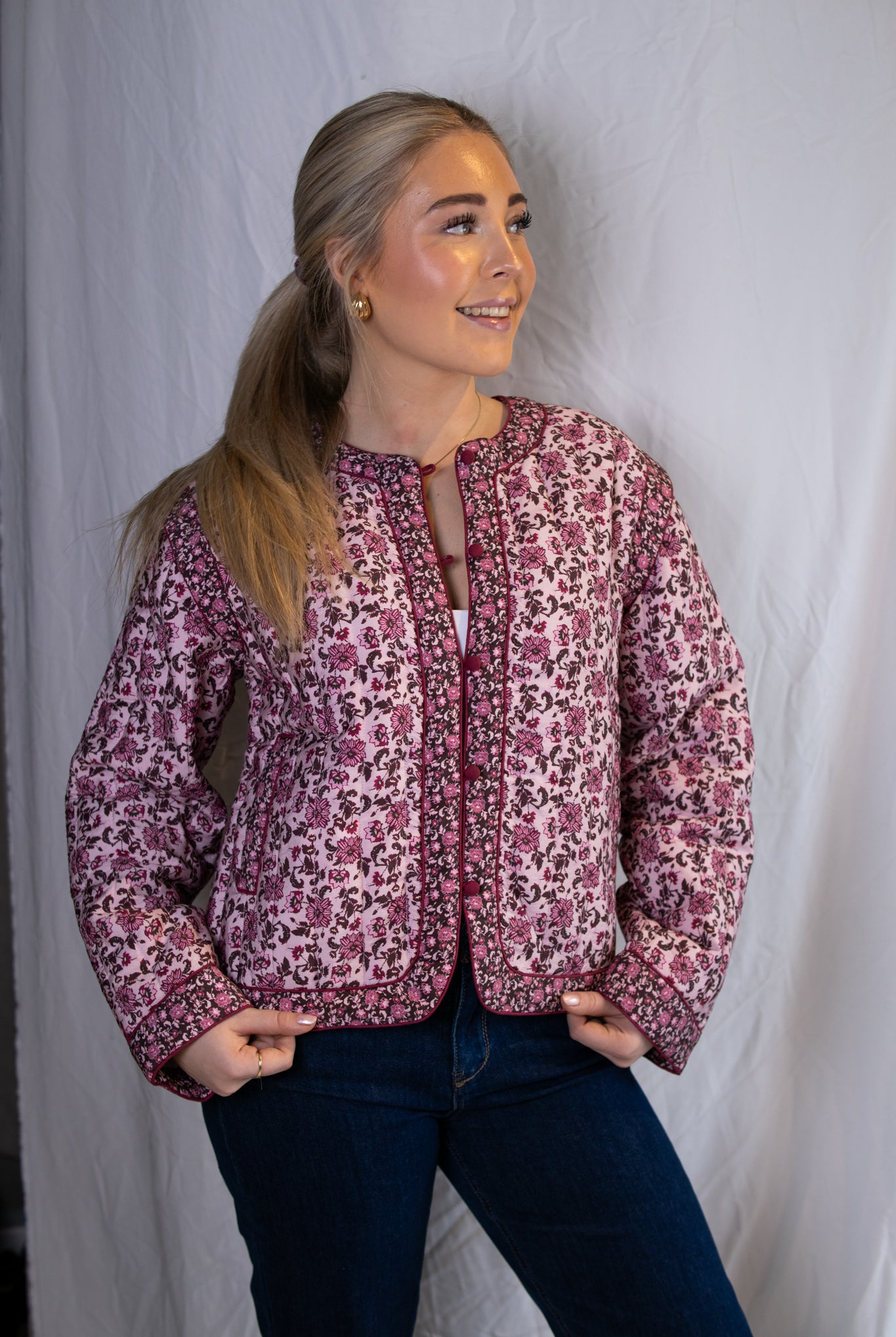 Paula Padded Jacket - Pristine Retriva Print - Yttertøy - Helt Dilla AS