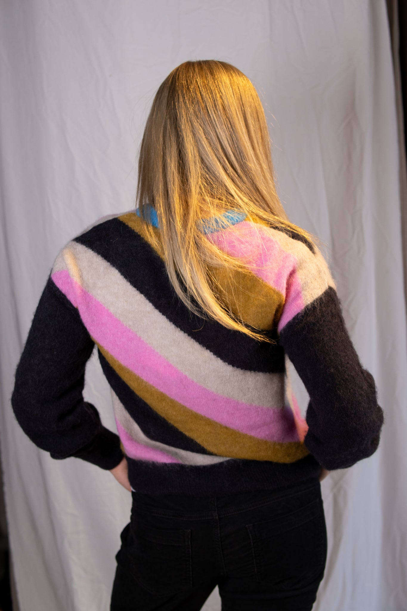 Nusuri Multi Stripe Pullover - Genser - Helt Dilla AS