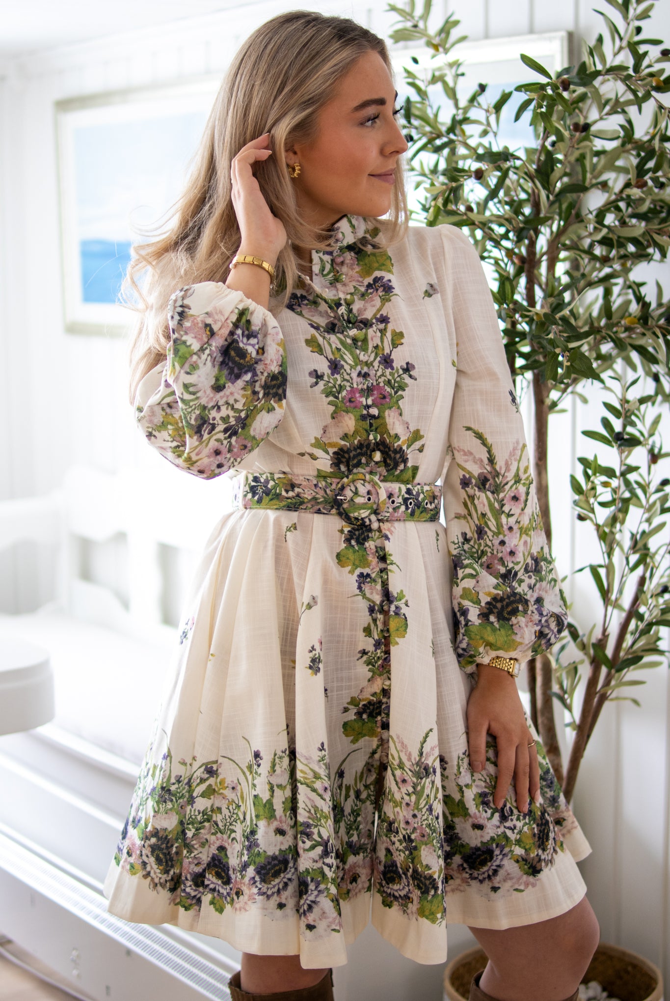 Kjole - grønt og blomster - Kjoler - Helt Dilla AS