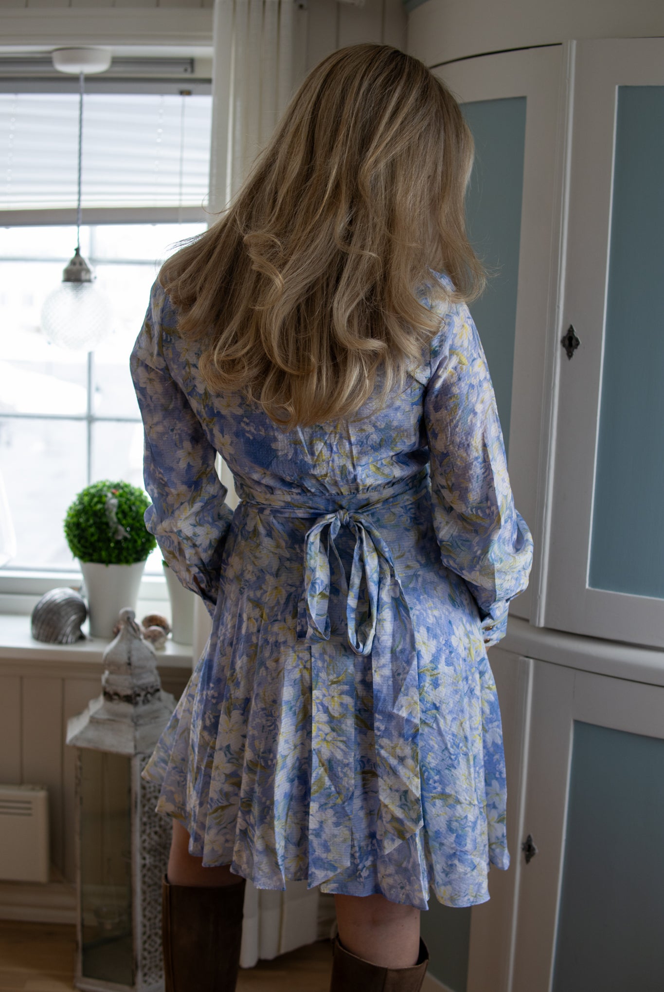 Iza Mini Dress - Wisteria Kiss - Kjoler - Helt Dilla AS