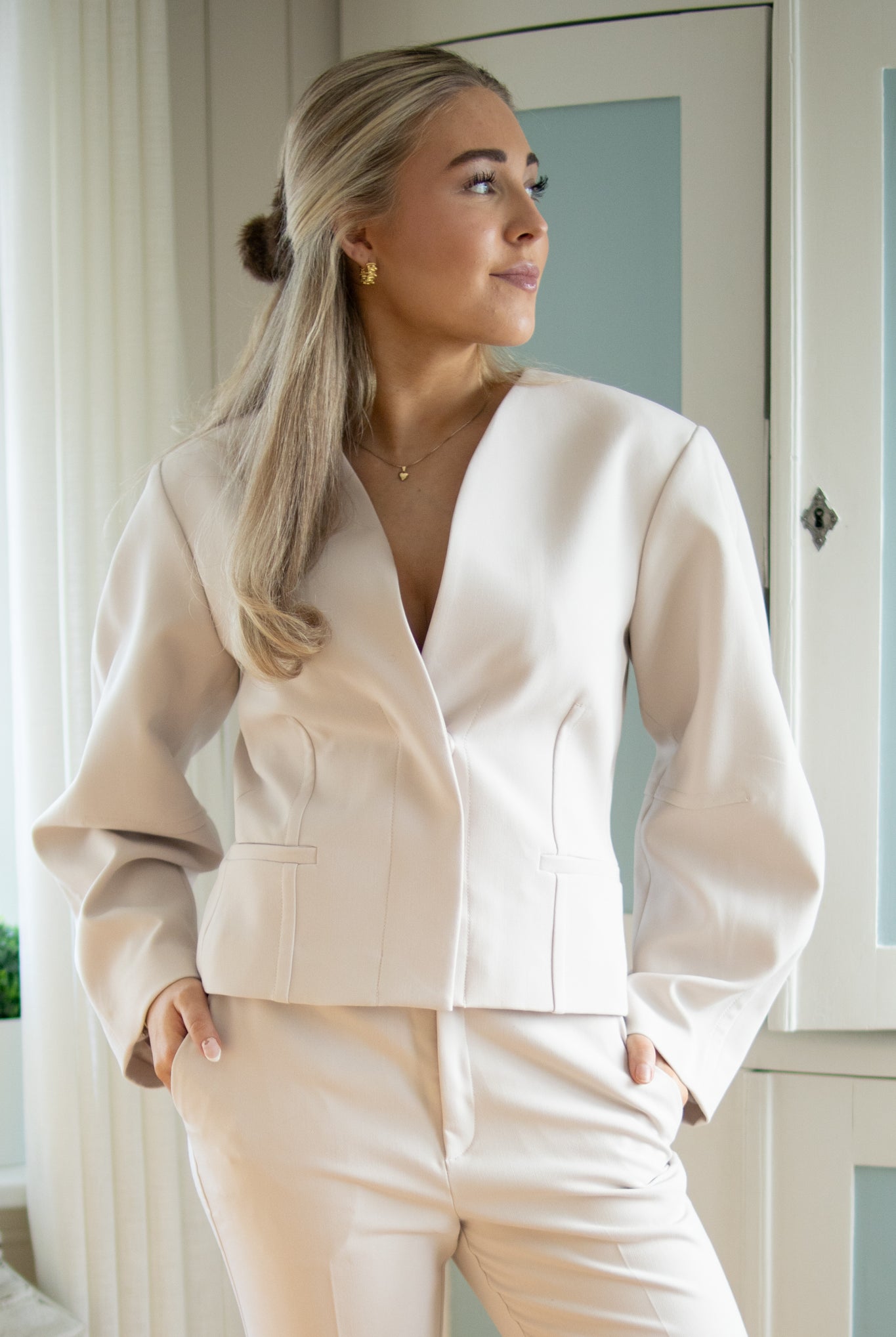 Chayce Blazer - Beige - Blazer - Helt Dilla AS